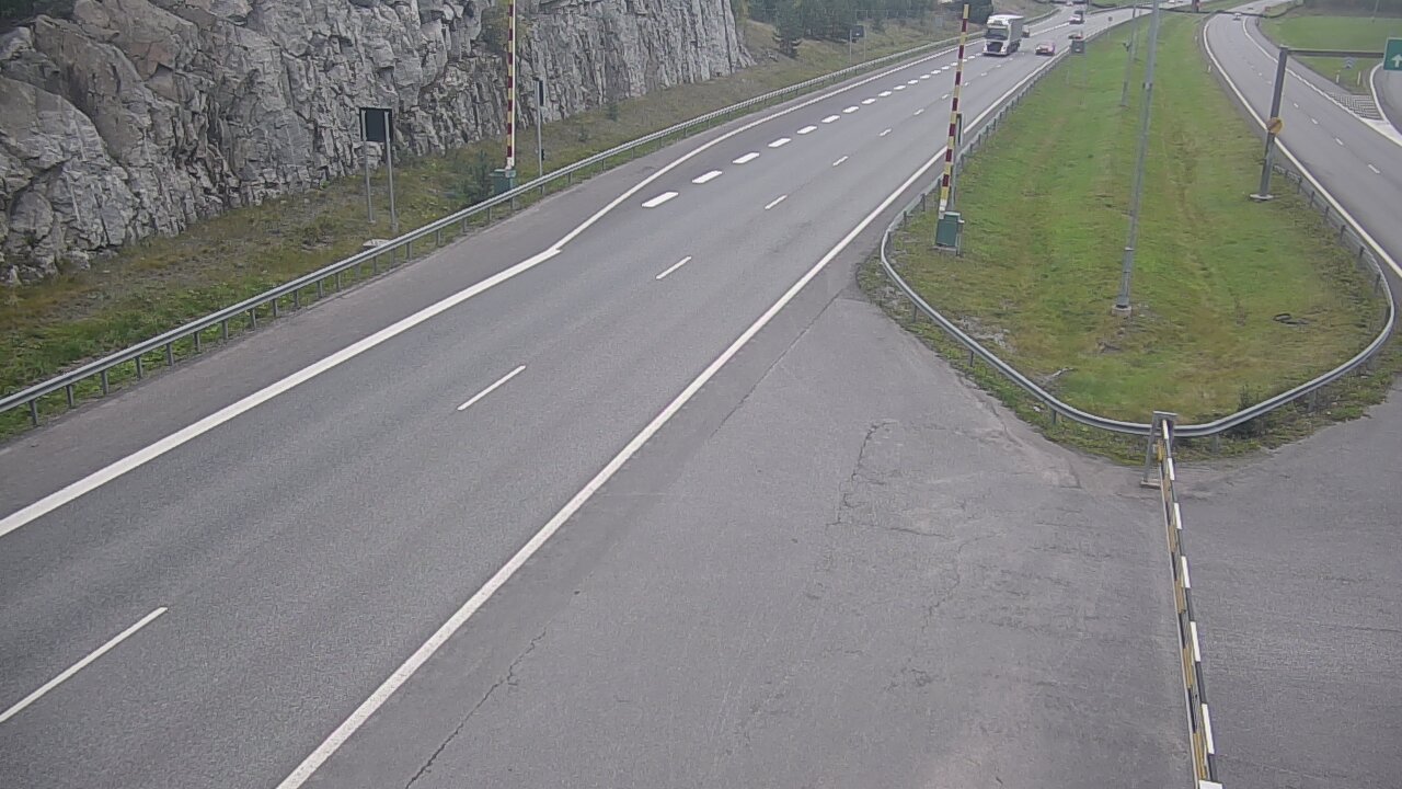 Kelikamerat Kuva Tie 1 Salo, Isokylän tunneli, puomi itä, Salo, Varsinais-Suomi