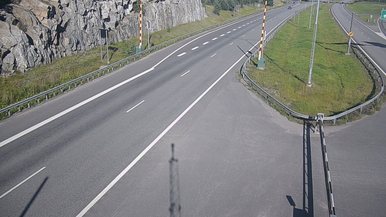 Kelikamerat Kuva Tie 1 Salo, Isokylän tunneli, puomi itä, Salo, Varsinais-Suomi