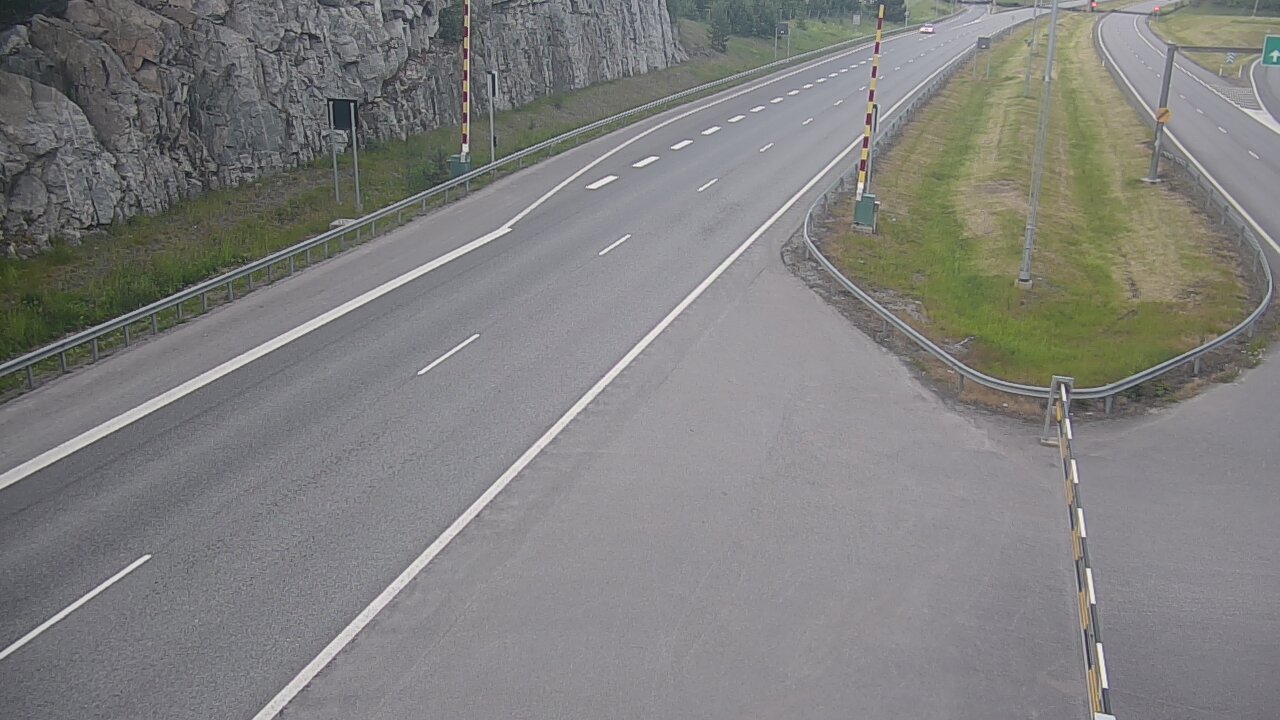 Kelikamerat Kuva Tie 1 Salo, Isokylän tunneli, puomi itä, Salo, Varsinais-Suomi