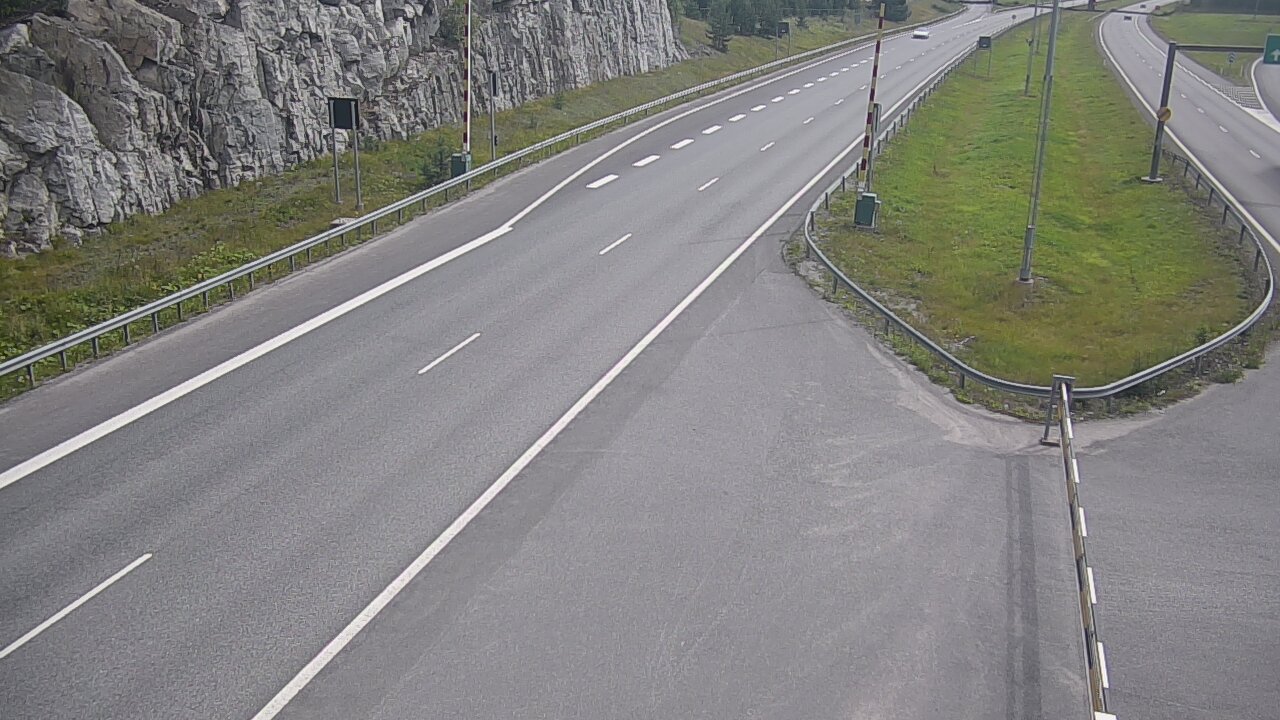 Kelikamerat Kuva Tie 1 Salo, Isokylän tunneli, puomi itä, Salo, Varsinais-Suomi