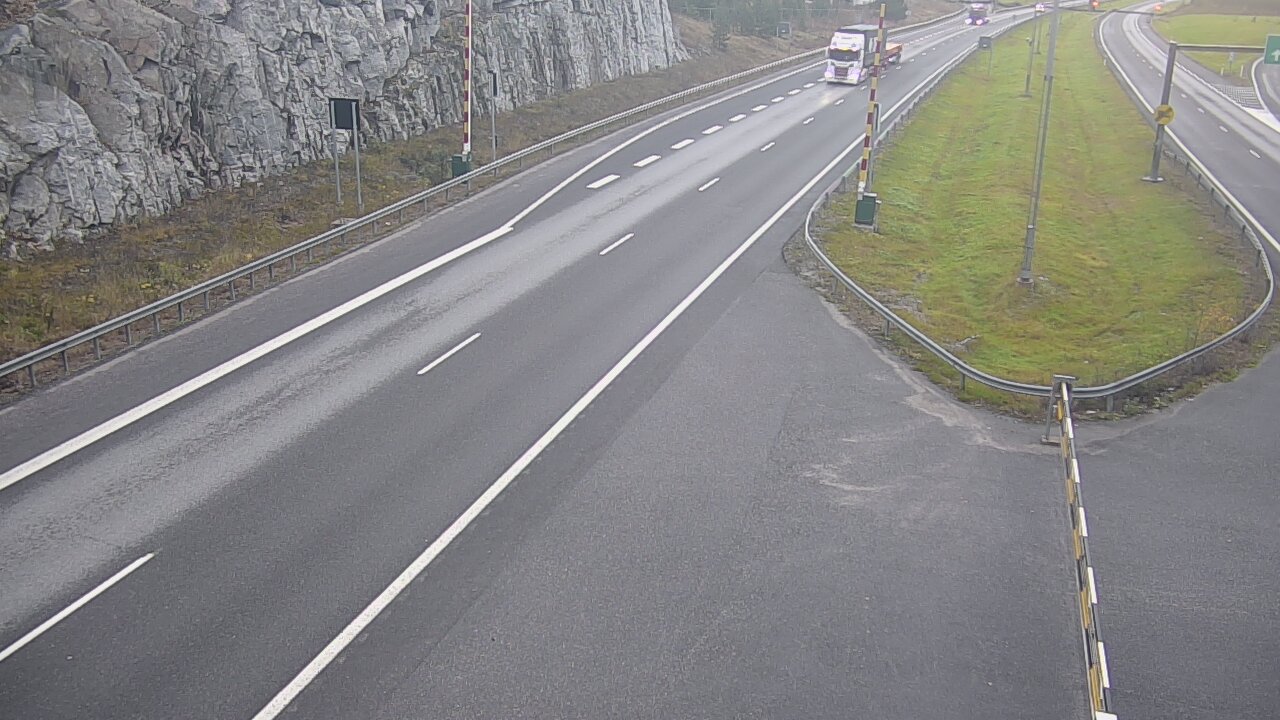 Kelikamerat Kuva Tie 1 Salo, Isokylän tunneli, puomi itä, Salo, Varsinais-Suomi