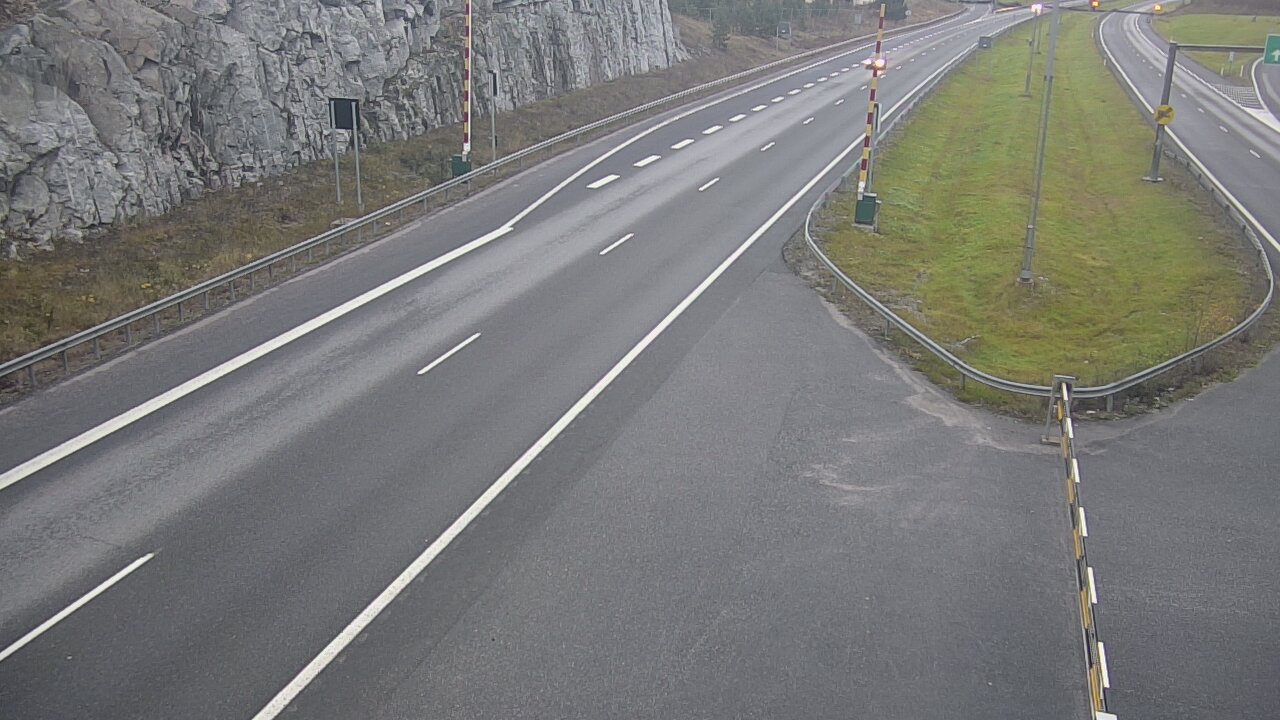 Kelikamerat Kuva Tie 1 Salo, Isokylän tunneli, puomi itä, Salo, Varsinais-Suomi