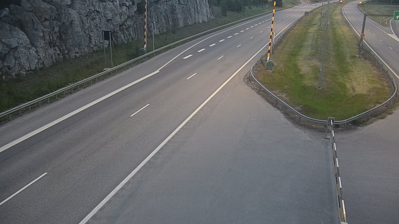 Kelikamerat Kuva Tie 1 Salo, Isokylän tunneli, puomi itä, Salo, Varsinais-Suomi