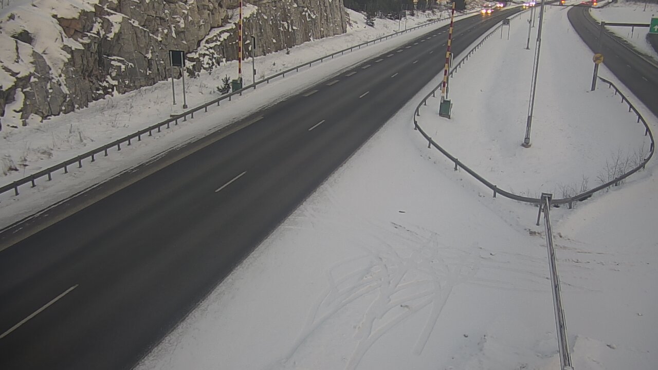 Kelikamerat Kuva Tie 1 Salo, Isokylän tunneli, puomi itä, Salo, Varsinais-Suomi