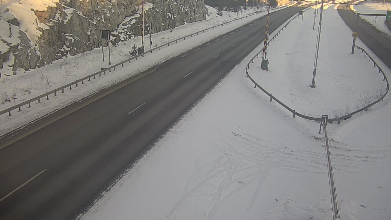 Kelikamerat Kuva Tie 1 Salo, Isokylän tunneli, puomi itä, Salo, Varsinais-Suomi