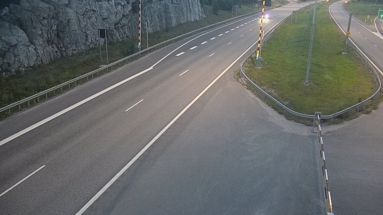 Kelikamerat Kuva Tie 1 Salo, Isokylän tunneli, puomi itä, Salo, Varsinais-Suomi