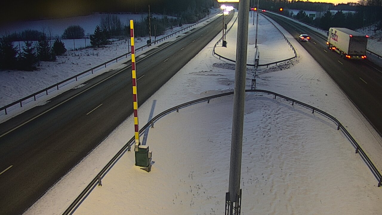 Weather Camera Image Road 1 Salo, Isokylä tunneli, boom west, Salo, Varsinais-Suomi