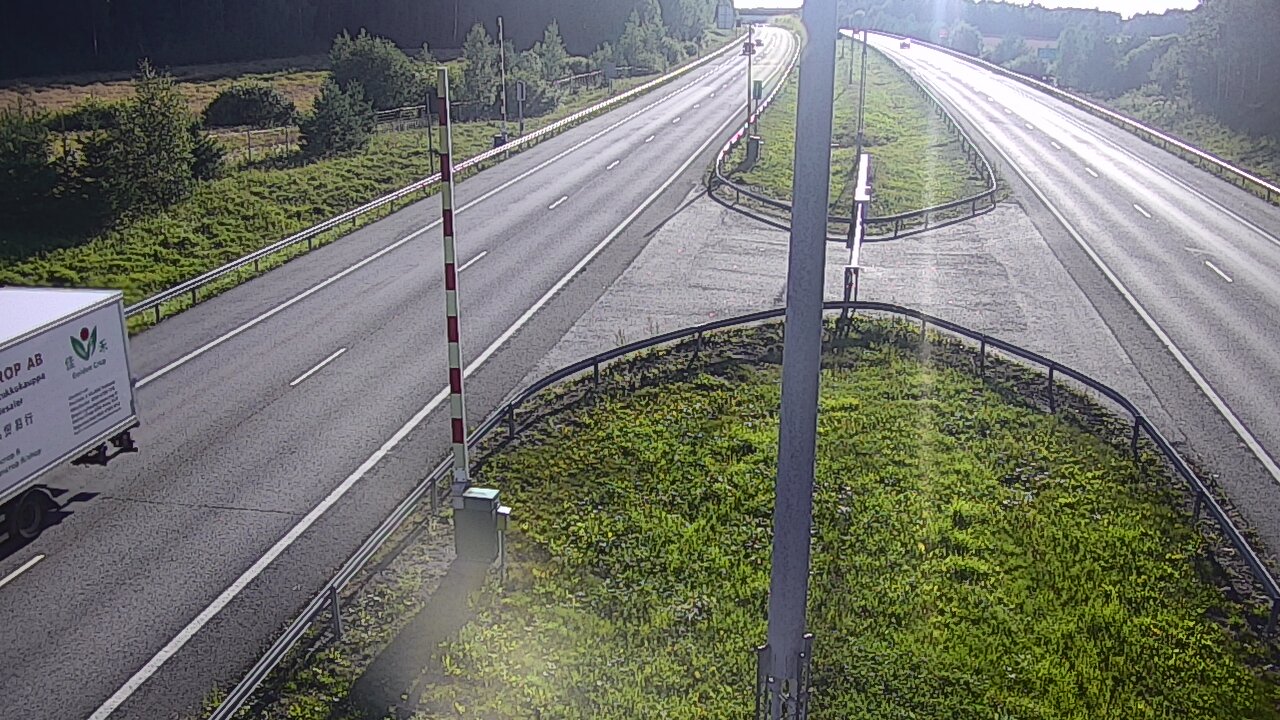 Kelikamerat Kuva Tie 1 Salo, Isokylän tunneli, puomi länsi, Salo, Varsinais-Suomi