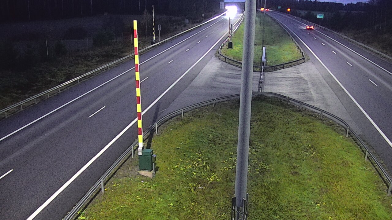 Kelikamerat Kuva Tie 1 Salo, Isokylän tunneli, puomi länsi, Salo, Varsinais-Suomi