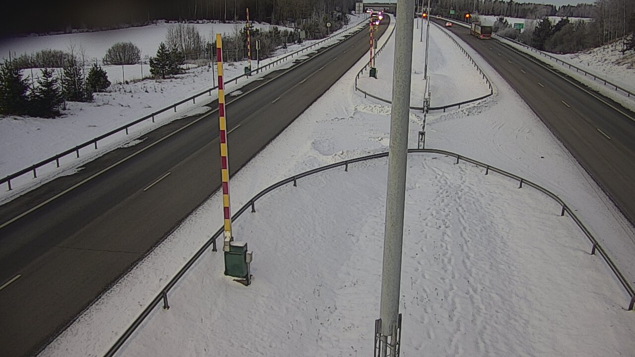 Kelikamerat Kuva Tie 1 Salo, Isokylän tunneli, puomi länsi, Salo, Varsinais-Suomi