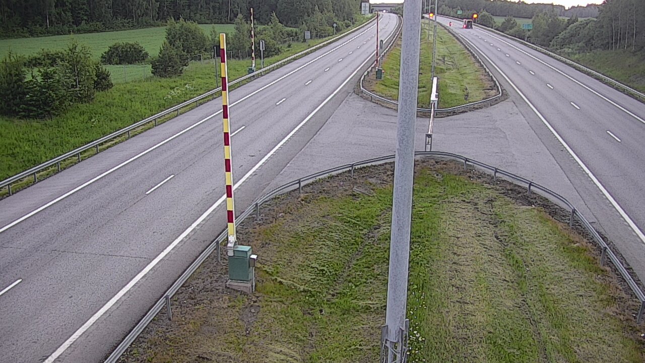 Kelikamerat Kuva Tie 1 Salo, Isokylän tunneli, puomi länsi, Salo, Varsinais-Suomi