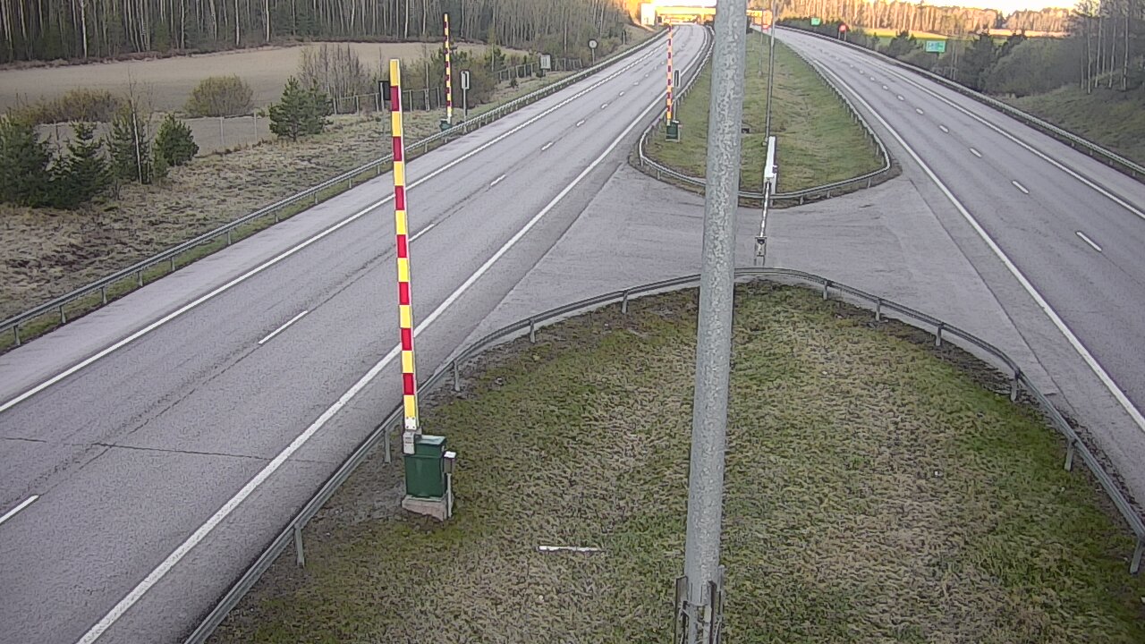 Kelikamerat Kuva Tie 1 Salo, Isokylän tunneli, puomi länsi, Salo, Varsinais-Suomi