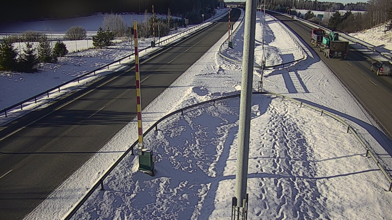 Weather Camera Image Road 1 Salo, Isokylä tunneli, boom west, Salo, Varsinais-Suomi