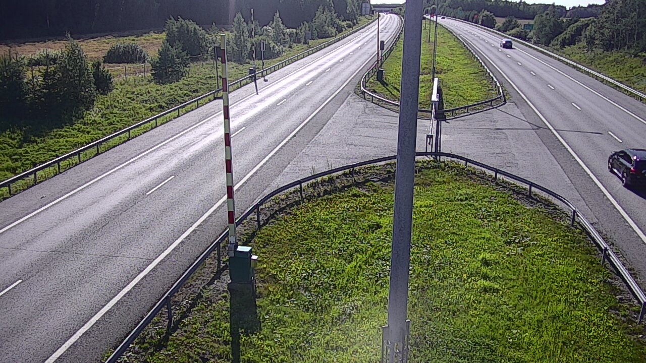 Kelikamerat Kuva Tie 1 Salo, Isokylän tunneli, puomi länsi, Salo, Varsinais-Suomi