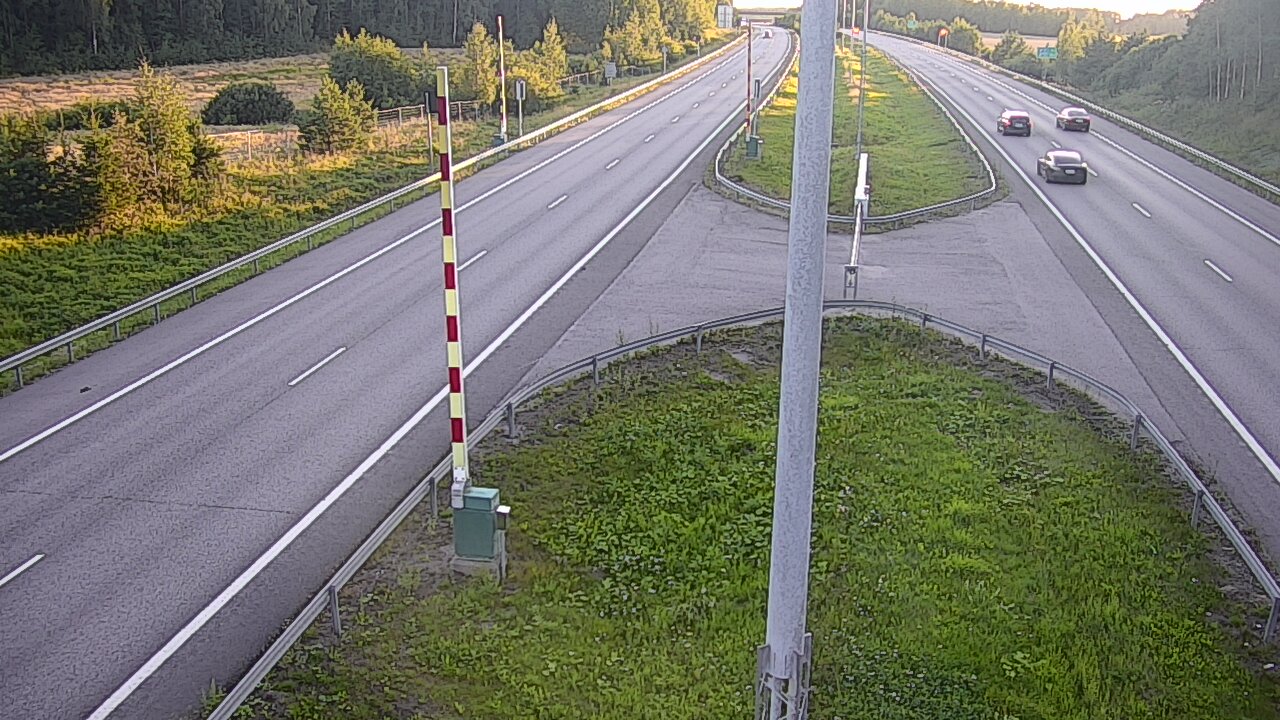 Kelikamerat Kuva Tie 1 Salo, Isokylän tunneli, puomi länsi, Salo, Varsinais-Suomi
