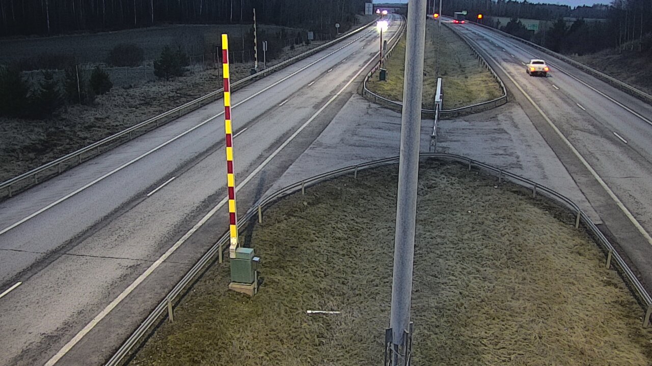 Weather Camera Image Road 1 Salo, Isokylä tunneli, boom west, Salo, Varsinais-Suomi