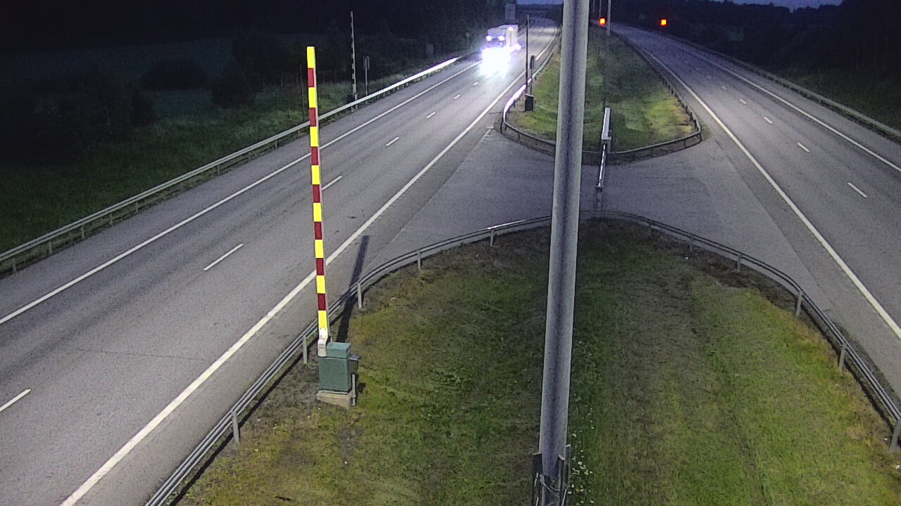 Kelikamerat Kuva Tie 1 Salo, Isokylän tunneli, puomi länsi, Salo, Varsinais-Suomi