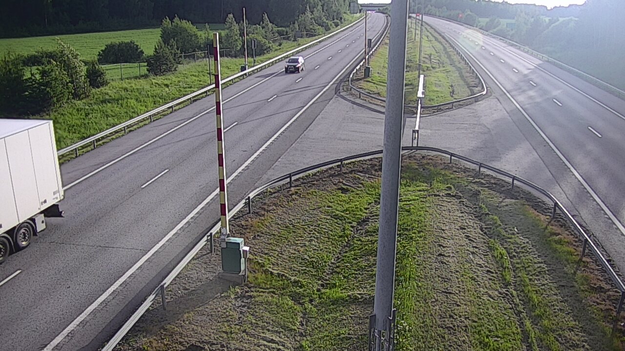 Kelikamerat Kuva Tie 1 Salo, Isokylän tunneli, puomi länsi, Salo, Varsinais-Suomi