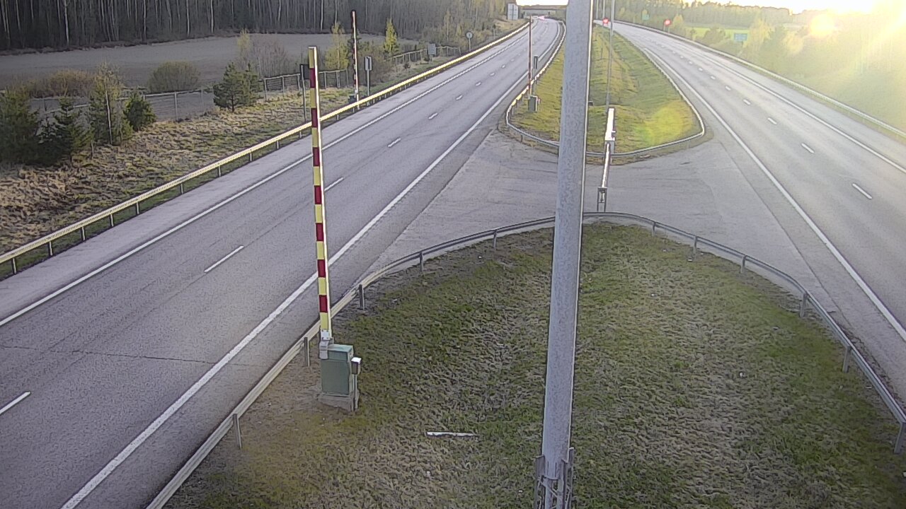 Kelikamerat Kuva Tie 1 Salo, Isokylän tunneli, puomi länsi, Salo, Varsinais-Suomi