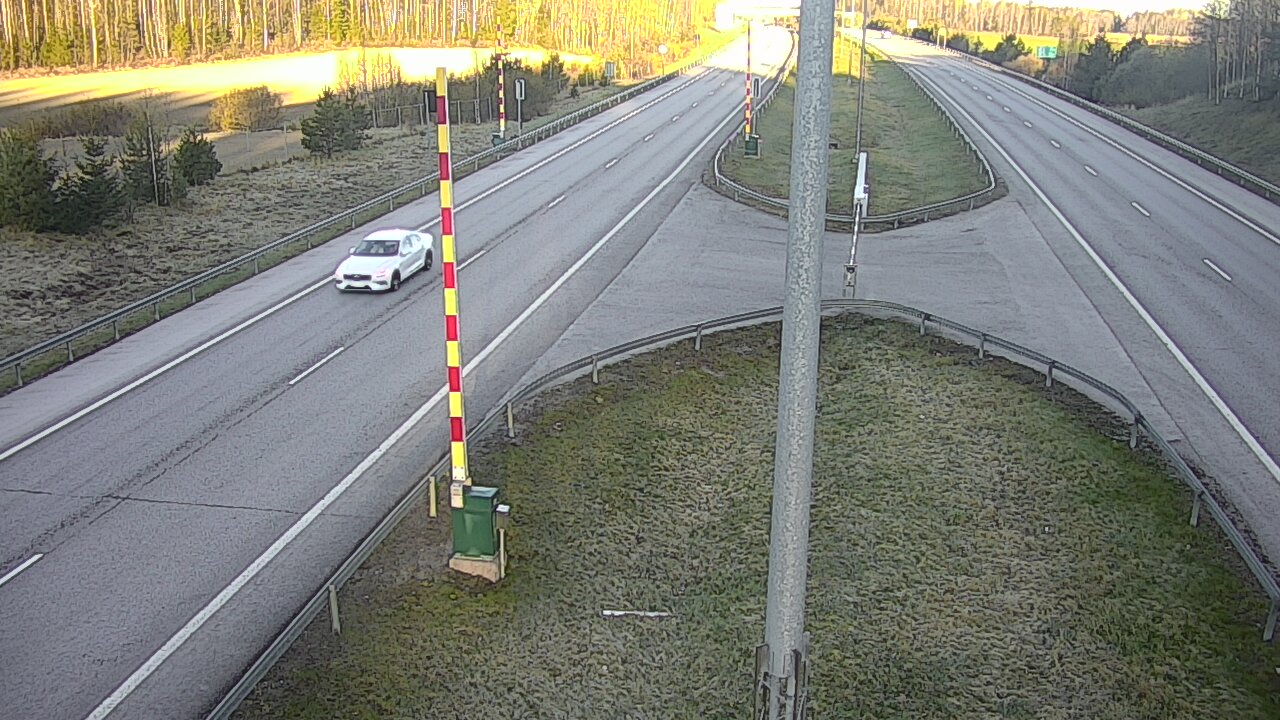 Kelikamerat Kuva Tie 1 Salo, Isokylän tunneli, puomi länsi, Salo, Varsinais-Suomi