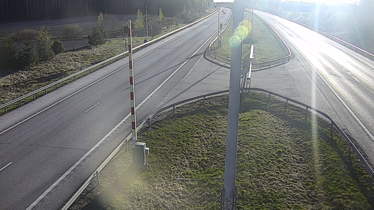 Kelikamerat Kuva Tie 1 Salo, Isokylän tunneli, puomi länsi, Salo, Varsinais-Suomi