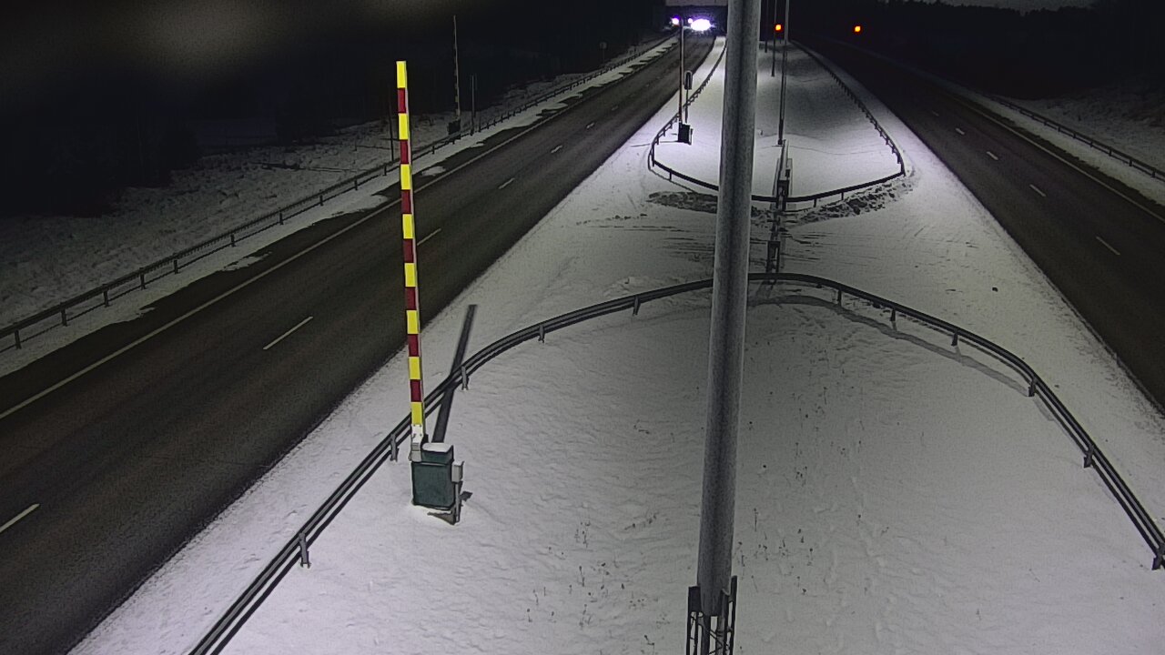 Kelikamerat Kuva Tie 1 Salo, Isokylän tunneli, puomi länsi, Salo, Varsinais-Suomi