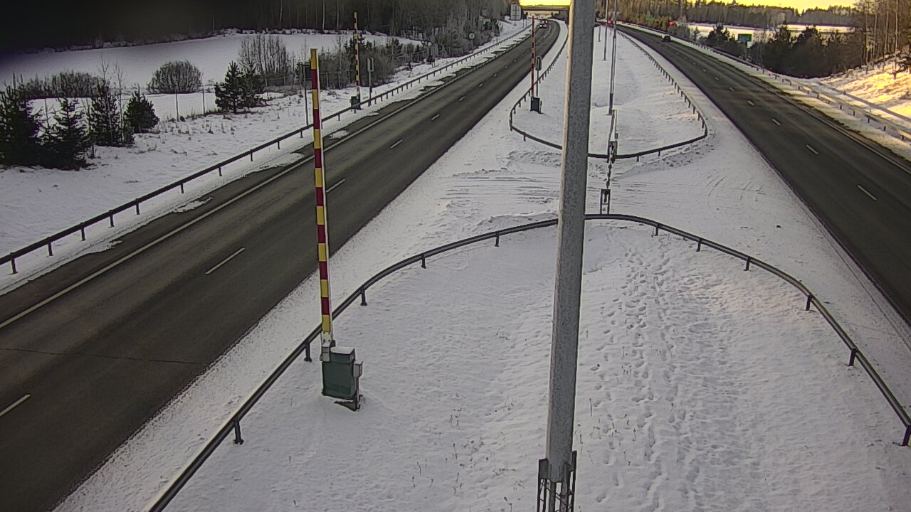 Weather Camera Image Road 1 Salo, Isokylä tunneli, boom west, Salo, Varsinais-Suomi
