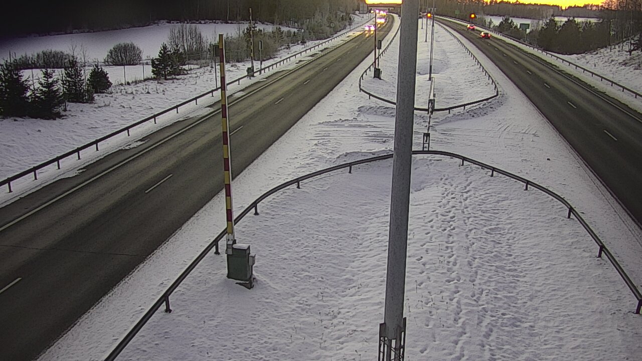 Weather Camera Image Road 1 Salo, Isokylä tunneli, boom west, Salo, Varsinais-Suomi