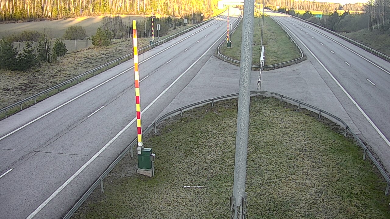 Kelikamerat Kuva Tie 1 Salo, Isokylän tunneli, puomi länsi, Salo, Varsinais-Suomi