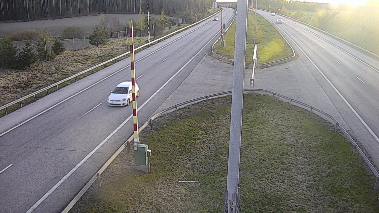 Kelikamerat Kuva Tie 1 Salo, Isokylän tunneli, puomi länsi, Salo, Varsinais-Suomi
