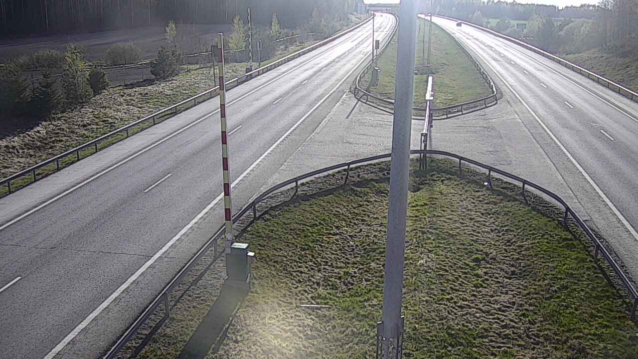 Kelikamerat Kuva Tie 1 Salo, Isokylän tunneli, puomi länsi, Salo, Varsinais-Suomi