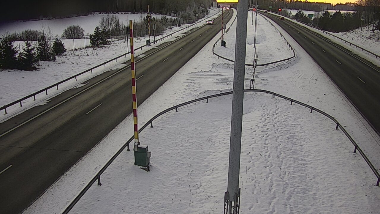 Weather Camera Image Road 1 Salo, Isokylä tunneli, boom west, Salo, Varsinais-Suomi