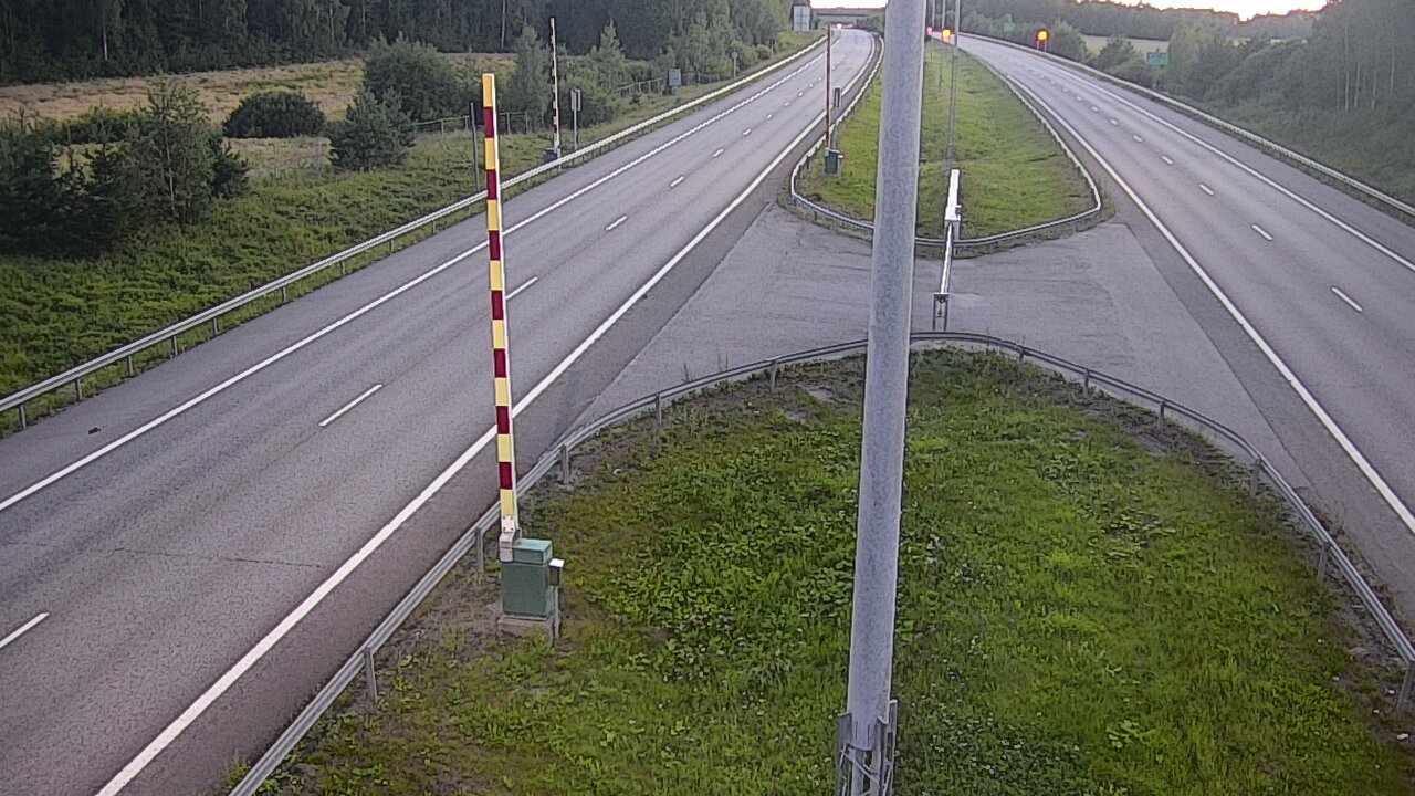 Kelikamerat Kuva Tie 1 Salo, Isokylän tunneli, puomi länsi, Salo, Varsinais-Suomi