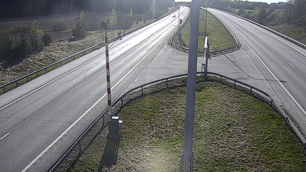 Kelikamerat Kuva Tie 1 Salo, Isokylän tunneli, puomi länsi, Salo, Varsinais-Suomi