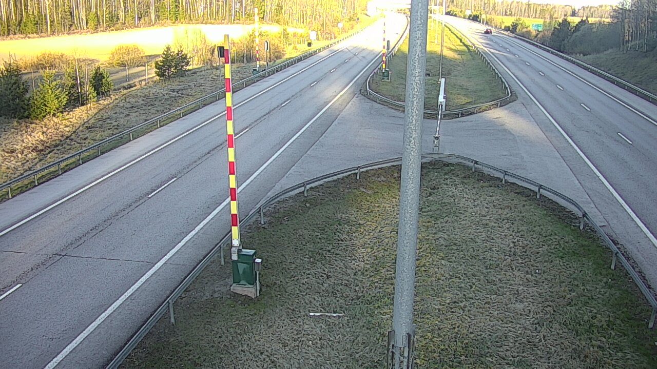Kelikamerat Kuva Tie 1 Salo, Isokylän tunneli, puomi länsi, Salo, Varsinais-Suomi
