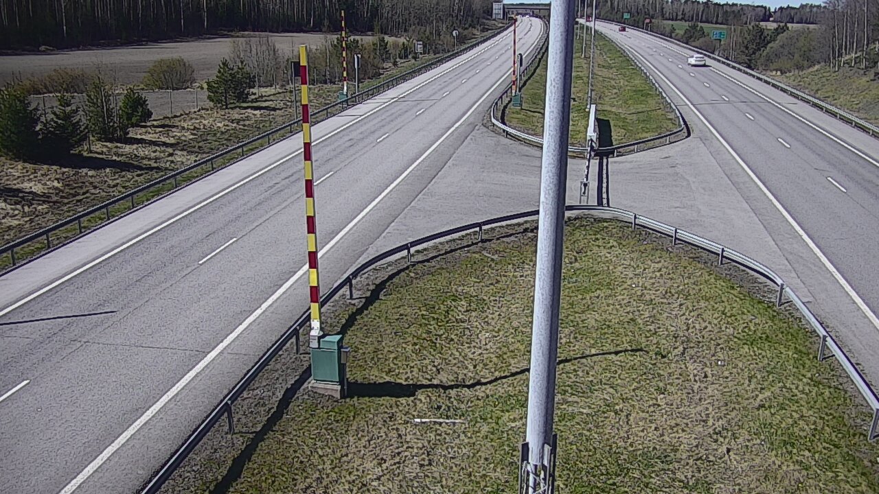 Kelikamerat Kuva Tie 1 Salo, Isokylän tunneli, puomi länsi, Salo, Varsinais-Suomi