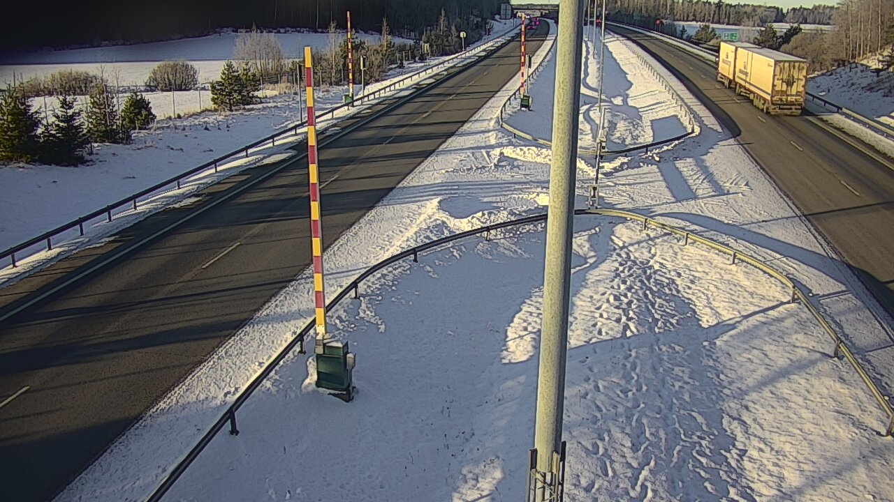 Weather Camera Image Road 1 Salo, Isokylä tunneli, boom west, Salo, Varsinais-Suomi