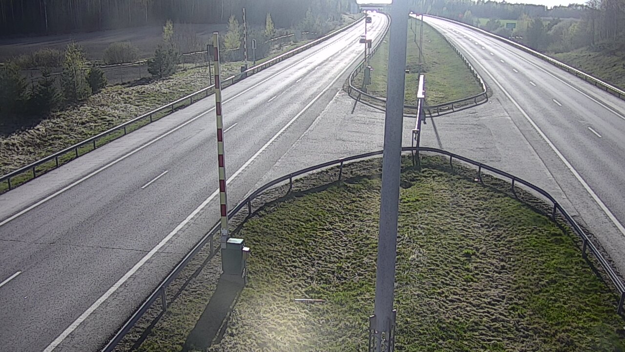 Kelikamerat Kuva Tie 1 Salo, Isokylän tunneli, puomi länsi, Salo, Varsinais-Suomi