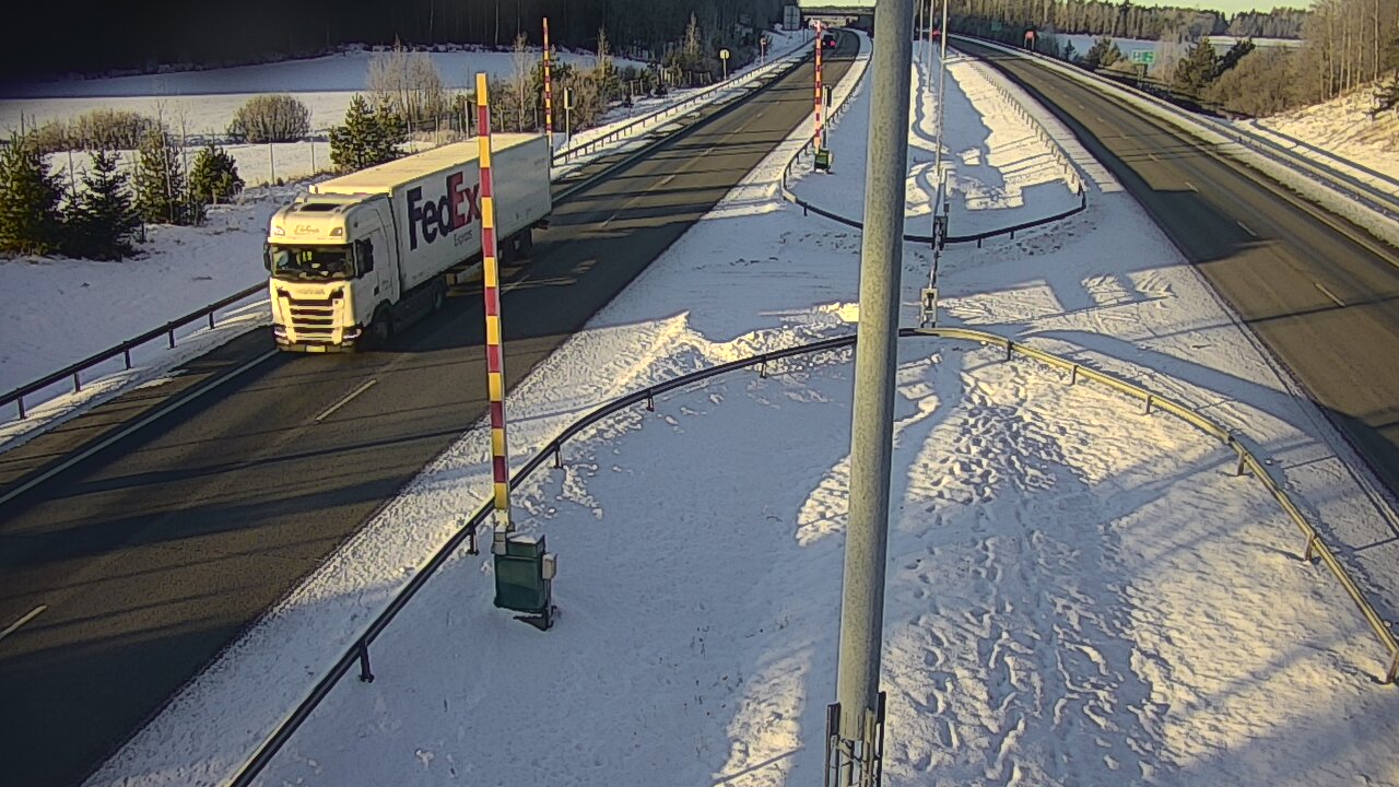 Weather Camera Image Road 1 Salo, Isokylä tunneli, boom west, Salo, Varsinais-Suomi