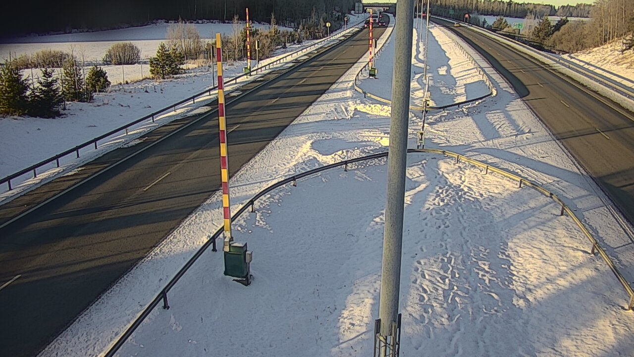 Weather Camera Image Road 1 Salo, Isokylä tunneli, boom west, Salo, Varsinais-Suomi