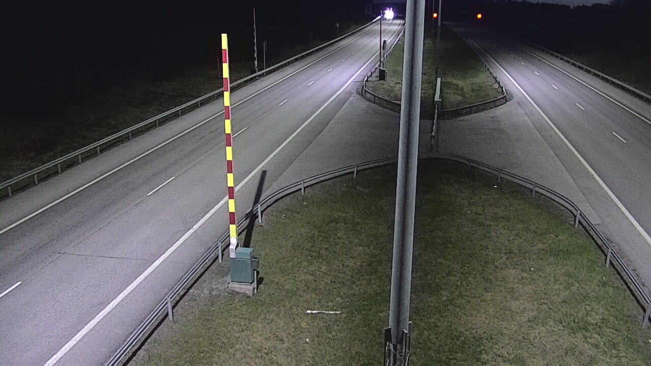 Kelikamerat Kuva Tie 1 Salo, Isokylän tunneli, puomi länsi, Salo, Varsinais-Suomi