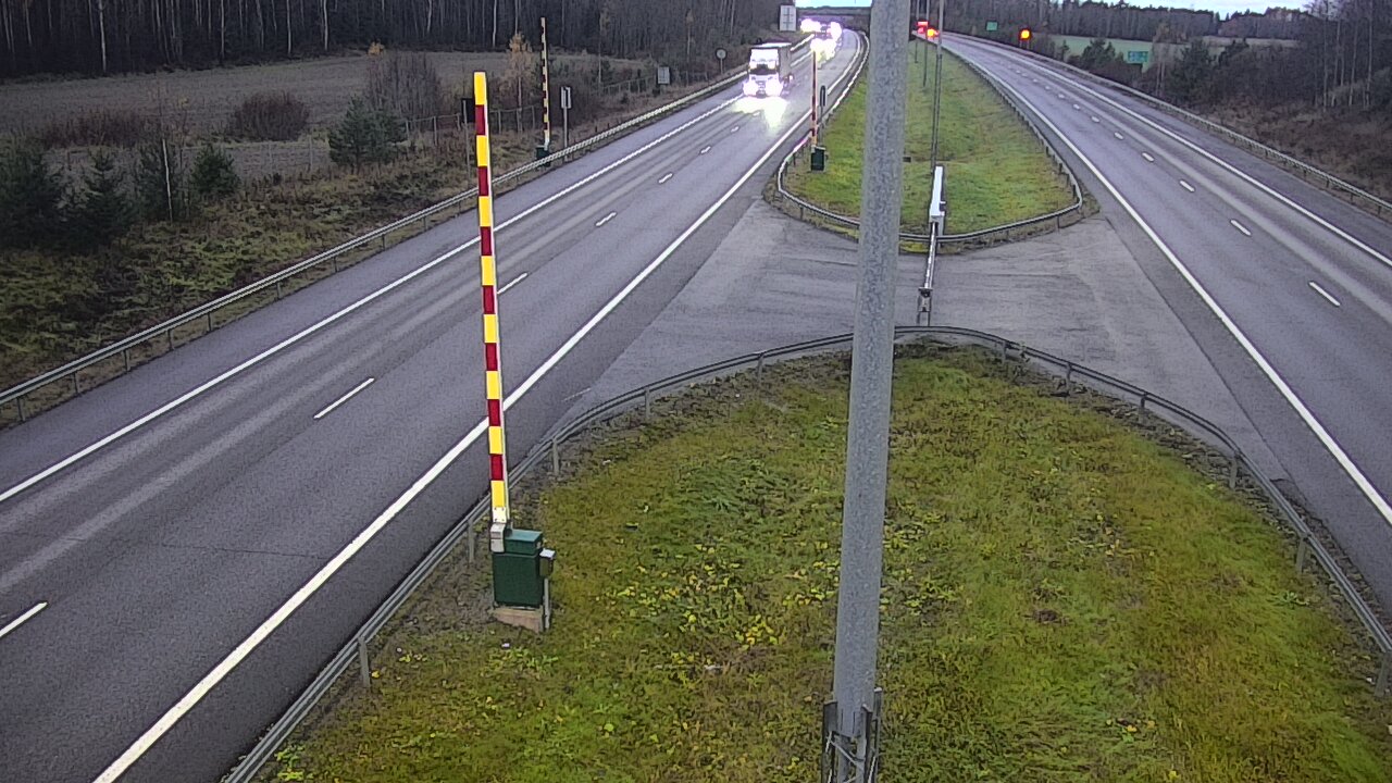 Kelikamerat Kuva Tie 1 Salo, Isokylän tunneli, puomi länsi, Salo, Varsinais-Suomi