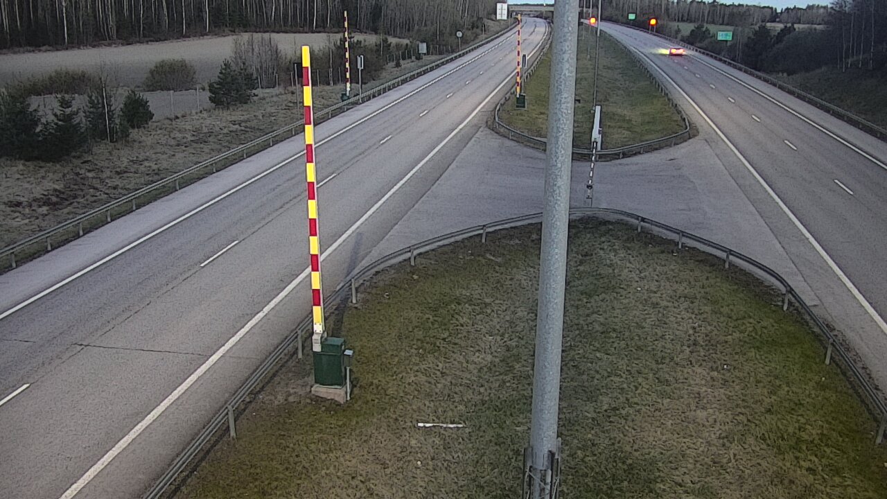 Kelikamerat Kuva Tie 1 Salo, Isokylän tunneli, puomi länsi, Salo, Varsinais-Suomi