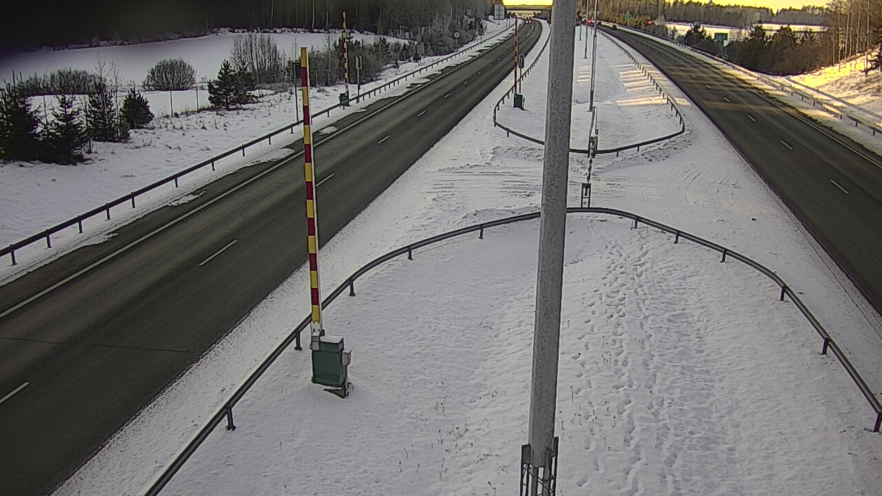Weather Camera Image Road 1 Salo, Isokylä tunneli, boom west, Salo, Varsinais-Suomi