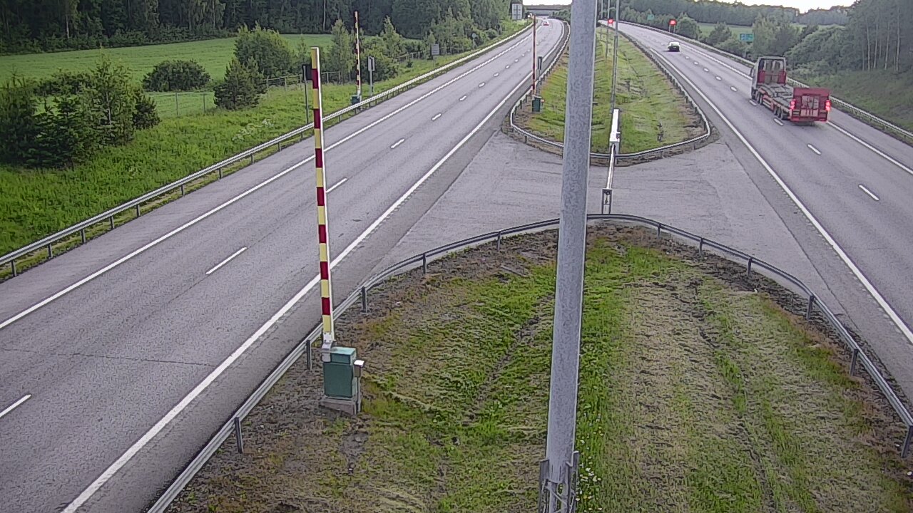 Kelikamerat Kuva Tie 1 Salo, Isokylän tunneli, puomi länsi, Salo, Varsinais-Suomi
