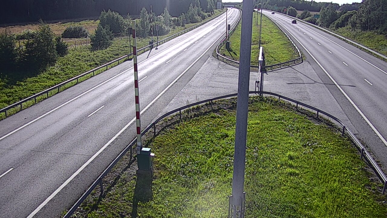 Kelikamerat Kuva Tie 1 Salo, Isokylän tunneli, puomi länsi, Salo, Varsinais-Suomi
