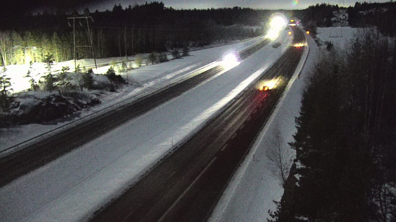 Weather Camera Image Väg 1 S:t Karins, Makarla, Kaarina, Varsinais-Suomi