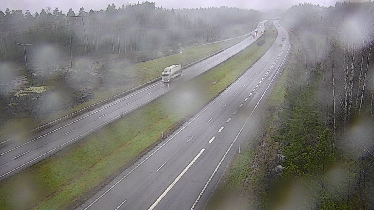 Weather Camera Image Väg 1 S:t Karins, Makarla, Kaarina, Varsinais-Suomi