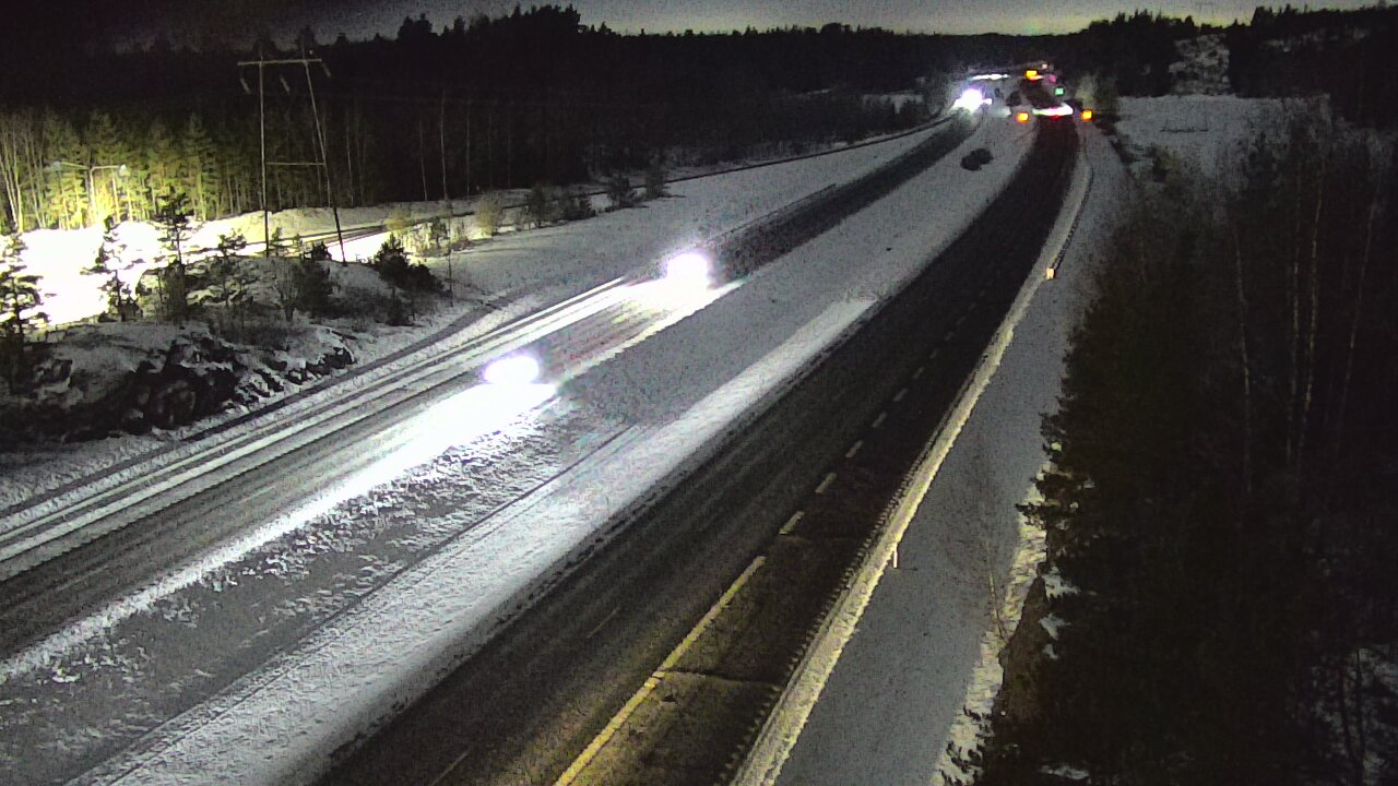 Weather Camera Image Väg 1 S:t Karins, Makarla, Kaarina, Varsinais-Suomi