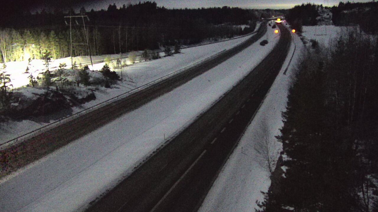 Weather Camera Image Väg 1 S:t Karins, Makarla, Kaarina, Varsinais-Suomi